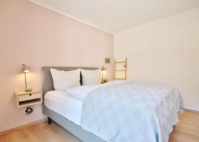 Gorch-fock-strasse 16 Gorch-fock-str 16 6 公寓 *